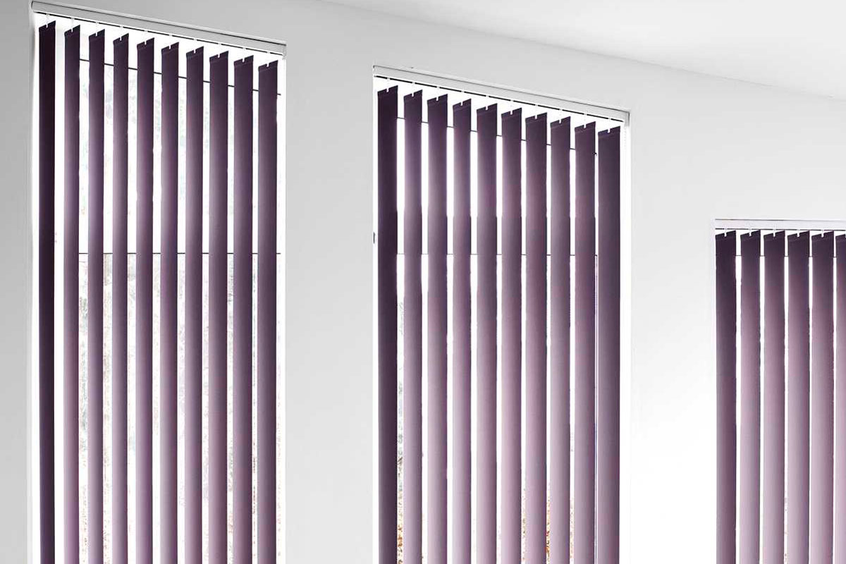 ПЛАСТИКОВЫЕ ВЕРТИКАЛЬНЫЕ ЖАЛЮЗИ